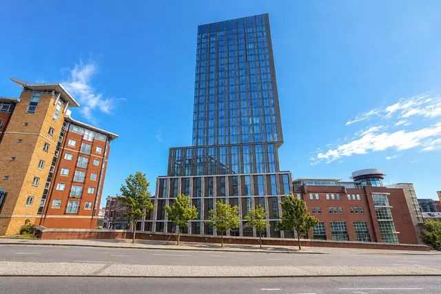Hadrian Tower, Newcastle Upon Tyne, NE4, photo 1