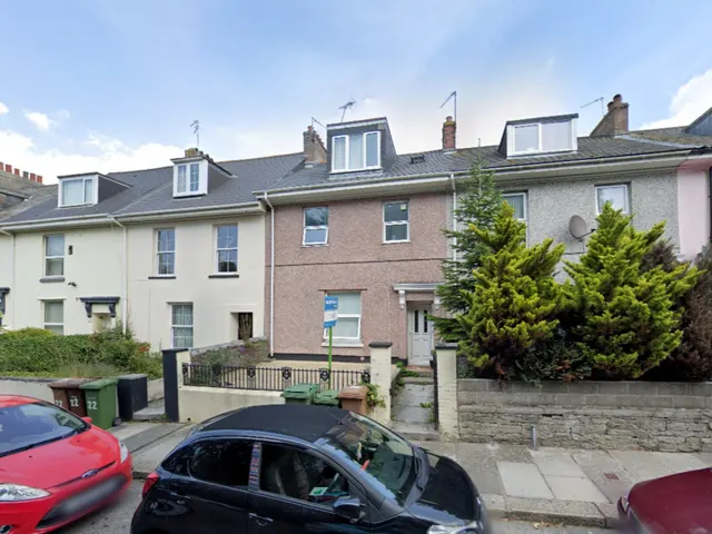 Oxford Place, Plymouth, photo 1