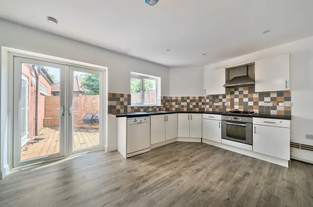 Lavender Hill, Tonbridge, TN9, photo 1
