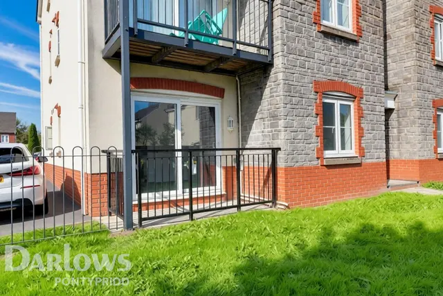 Heol Gruffydd, Pontypridd, photo 2