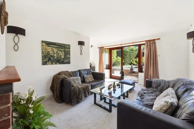 Marston Road, Cheltenham, GL52, photo 2