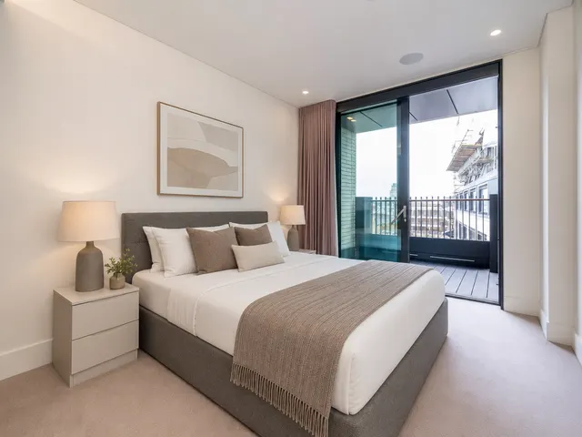 Rathbone Place, London, W1T, photo 1