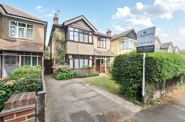 Shirley Avenue, Shirley, SO15, photo 1