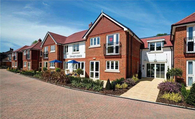 Great Tattenhams, Epsom, KT18, photo 1