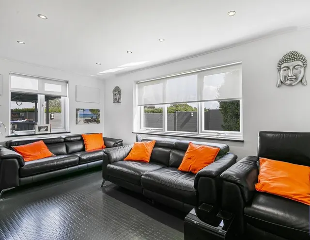Photo 2 — Puttocks Drive, Welham Green AL9 7LL