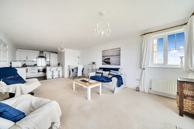 Photo 2 — Thompson Road, Bognor Regis, PO22