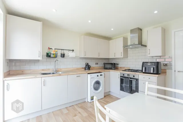 Photo 2 — Elderfield Road, Bolton, BL3 4BF
