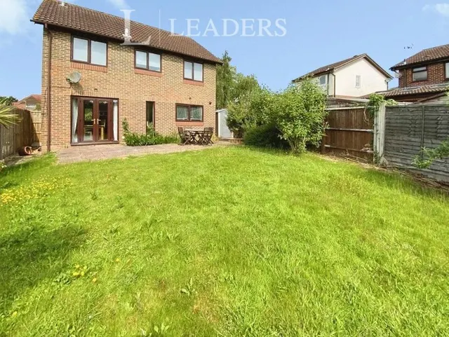 Grassmere Way, Waterlooville, PO7, photo 2