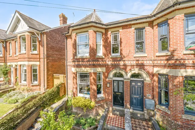 Stockbridge Road, Winchester, SO22, photo 1