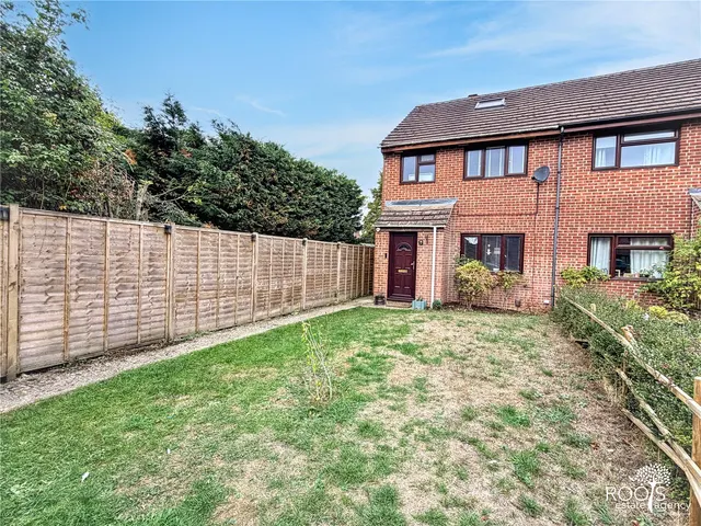 4 bedroom house, Thatcham