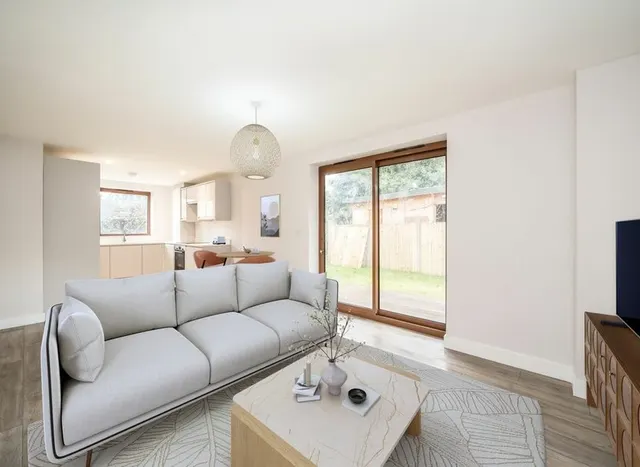Russell Road, Mitcham Common, CR4, photo 1