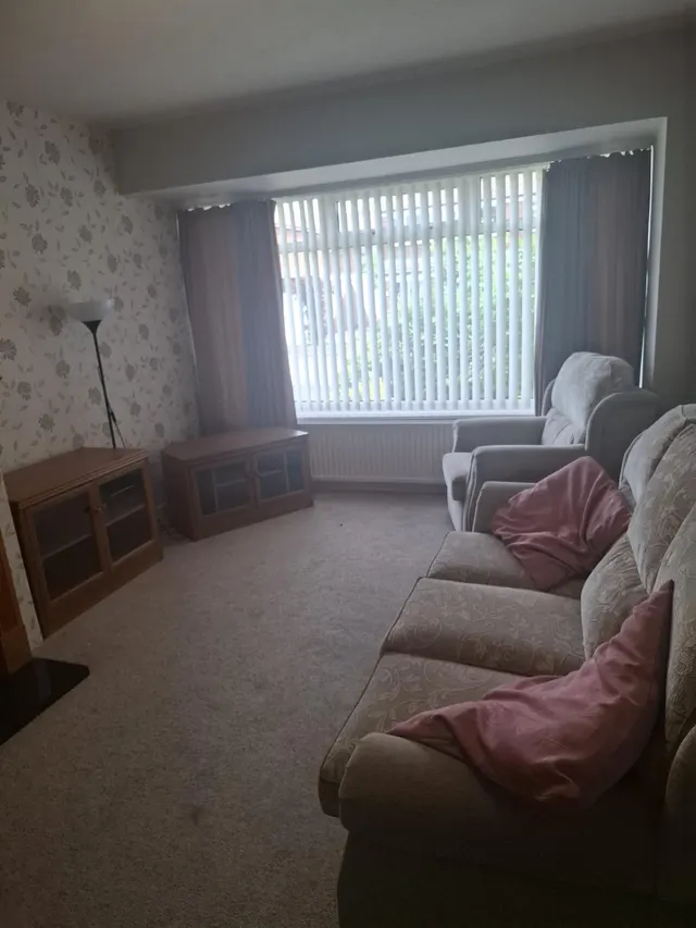Whernside Avenue, Ashton-Under-Lyne, OL6, photo 3