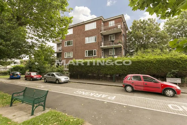 Nightingale Lane, Wanstead, E11, photo 1