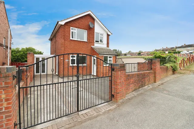 Houfton Road, Chesterfield, S44, photo 1