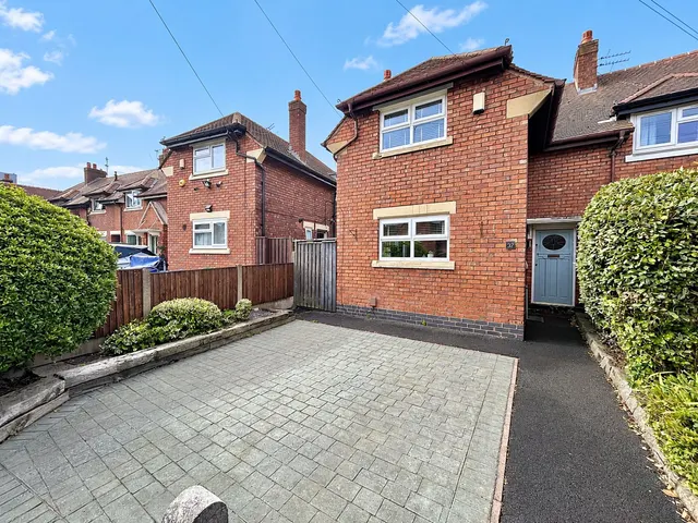 Bucklow Drive, Manchester, photo 1