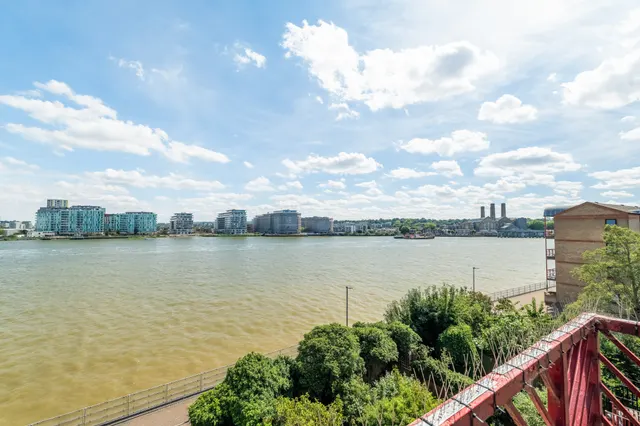 Storers Quay, London, E14, photo 1