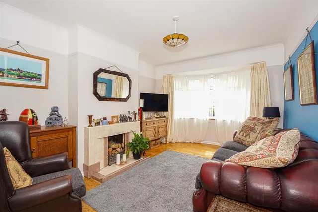 Park Avenue, Hastings, photo 2