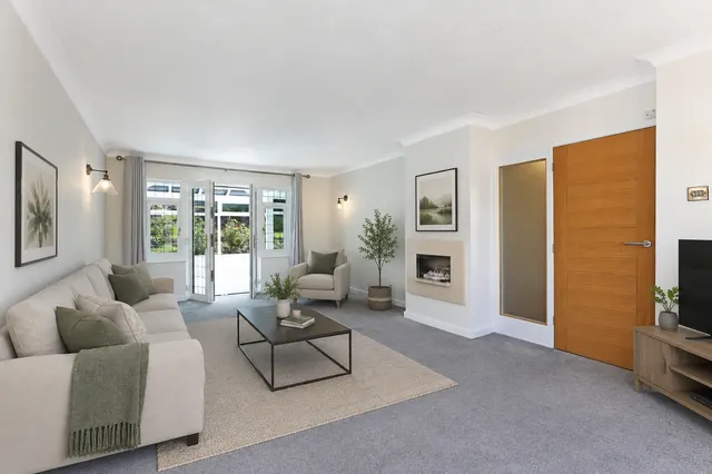 Lightridge Close, Huddersfield, HD2, photo 3