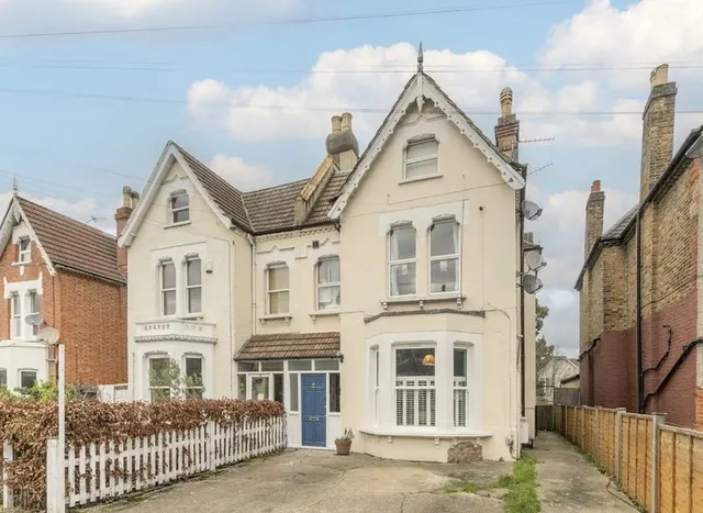 Hopton Road, Streatham, SW16, photo 1