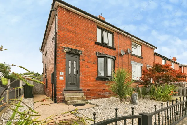 Castle View, Barnsley, S75, photo 1