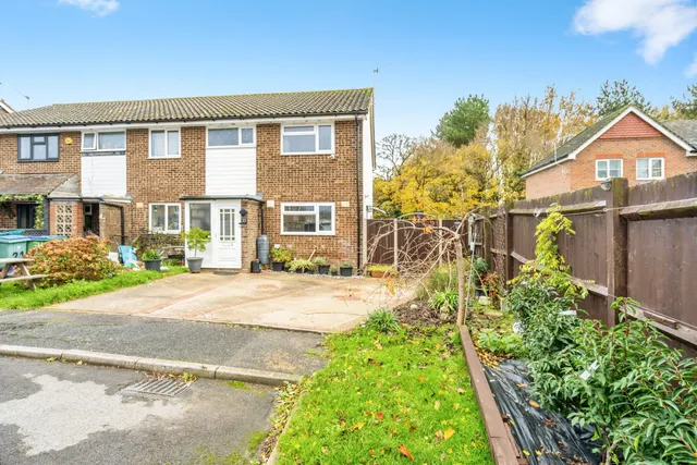 Graham Road, Yapton, Arundel, photo 1