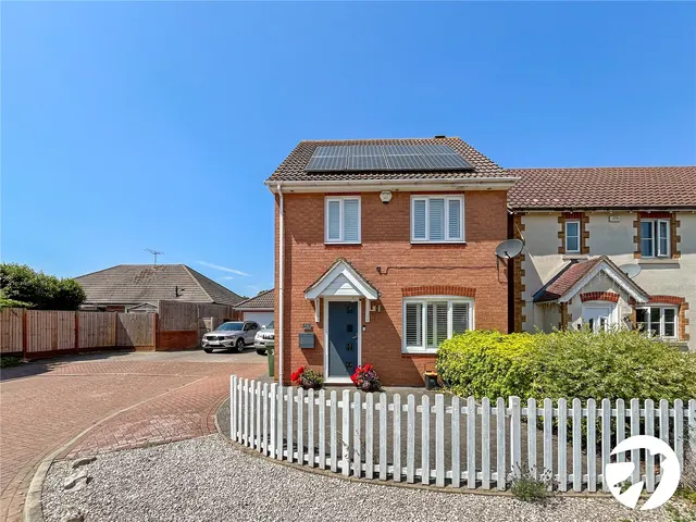 Clement Close, ME10, photo 1