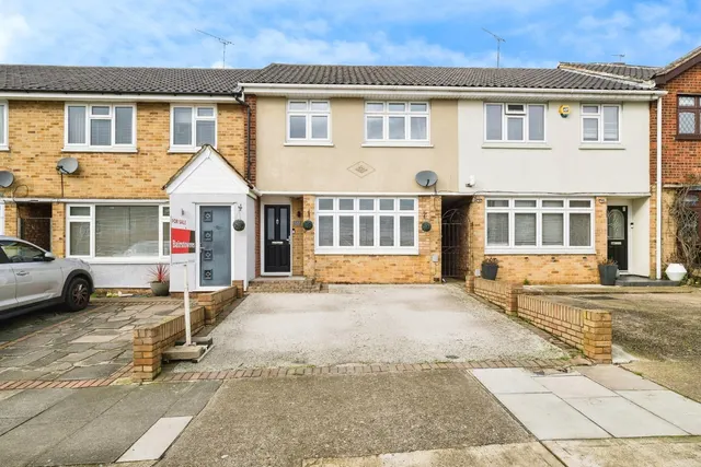 Hillrise Road, Romford, RM5, photo 1