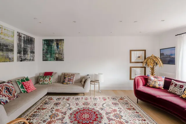 Photo 3 — Sirdar Road, Notting Hill, London, W11 4EF