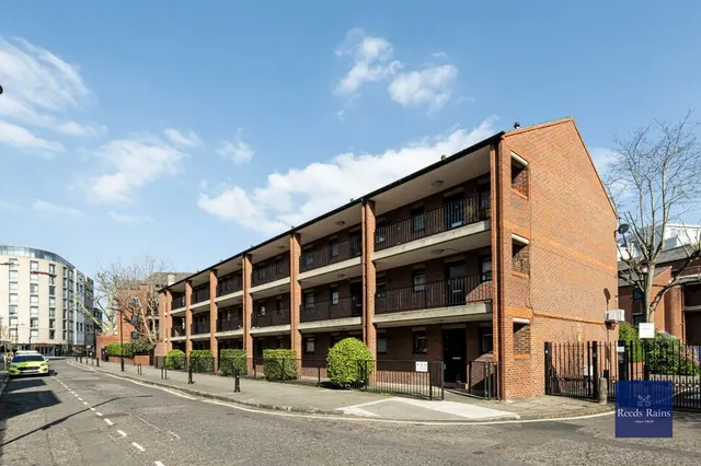 Cooper Close, London, SE1, photo 1