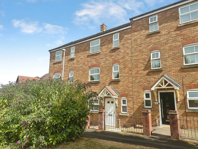 Marlborough Road, Hadley, Telford TF1 5LN, photo 1