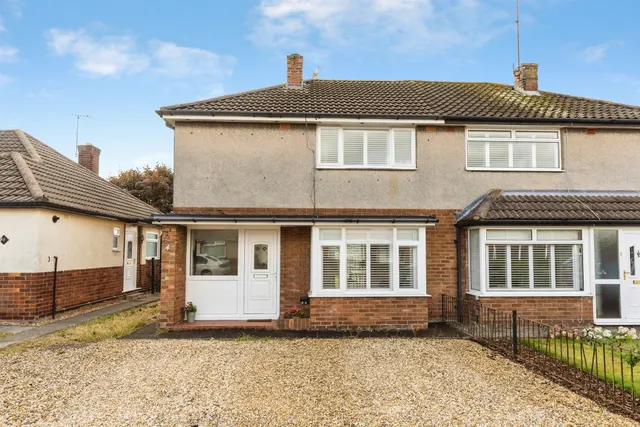 Whitby Avenue, Chester, photo 1
