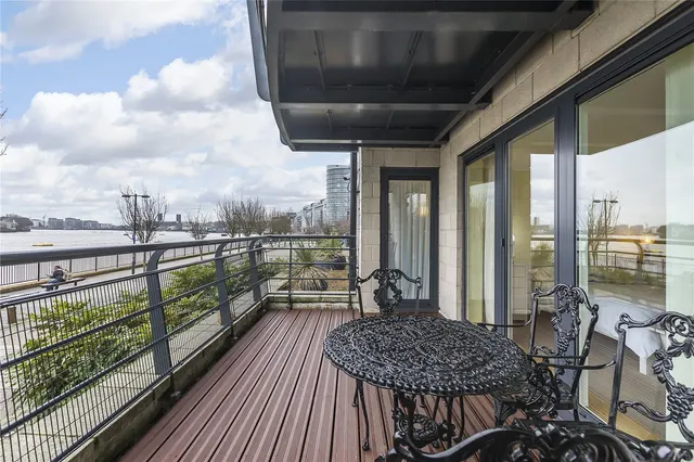 Glaisher Street, London, SE8, photo 1