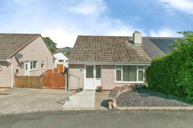 Maes Y Llan, Conwy, LL32, photo 1