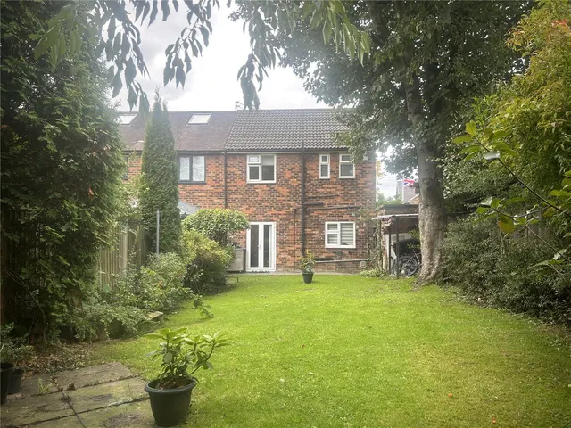 Elm Road, Limeside, OL8, photo 2