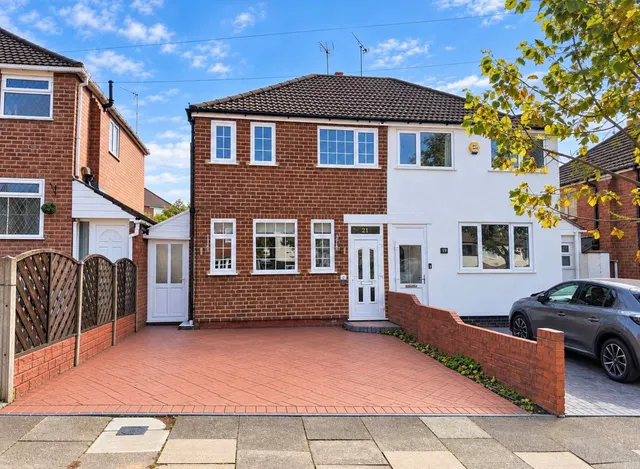 Rodlington Avenue, Great Barr, B44, photo 1