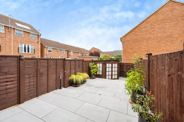 Drakes Avenue, Leighton Buzzard, LU7, photo 3