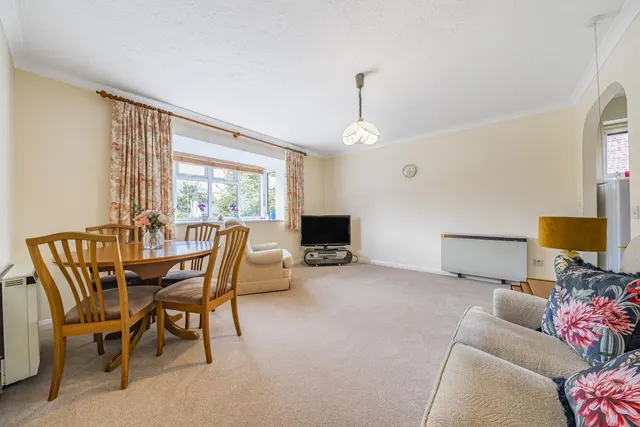 1 bedroom flat — Forge Close, Hayes, Kent, BR2