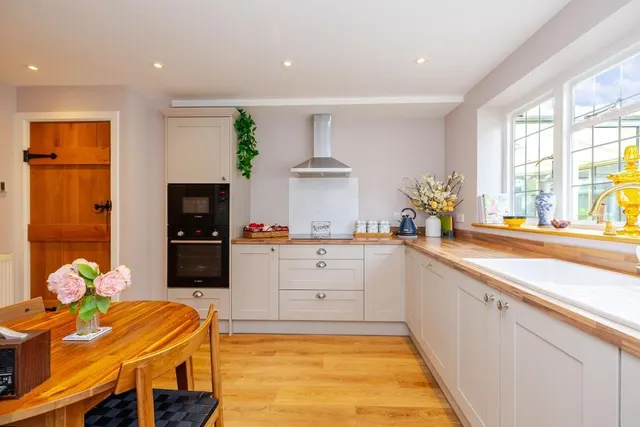 Homefield Road, Warlingham, photo 3