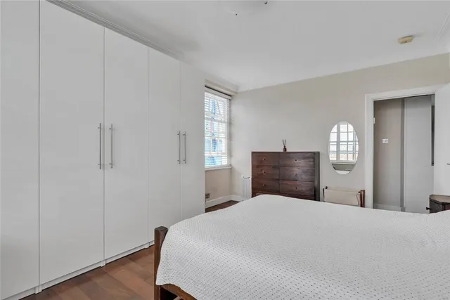 Eton College Road, Belsize Park, NW3, photo 1