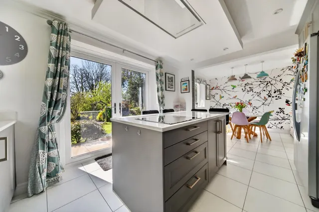 Old Road, Thornton in Craven, BD23, photo 3