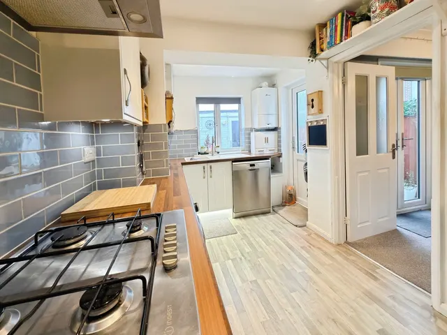 Sycamore Close, Exeter, EX1, photo 1