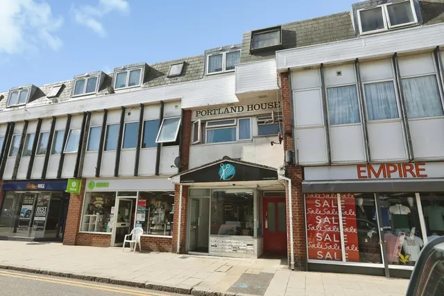High Street, Sheerness, ME12, photo 1