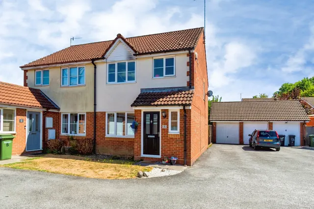 Collett Close, Hedge End, Southampton, photo 1