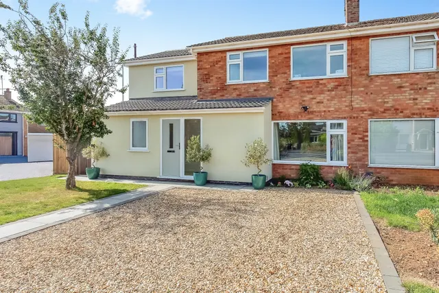Gleneagles Close, Stamford, photo 1