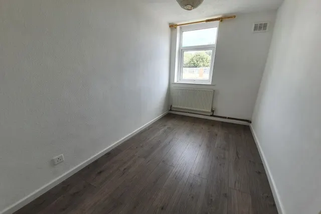 Photo 3 — Culworth Court, Coventry, CV6