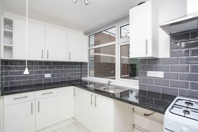 Culworth Court, Coventry, CV6, photo 1