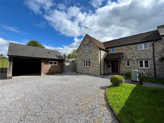 3 bedroom house, Chewton Mendip, Radstock