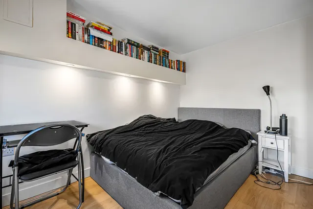 Trinity Road, London, SW17, photo 3