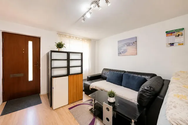Coopers Close, London, E1, photo 2