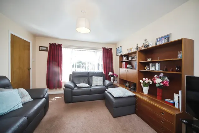 Photo 2 — Newlands Grove, Ruishton, Taunton